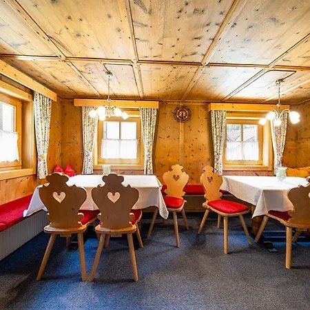 Farmerhouse By Northsouth Aparthments Sölden