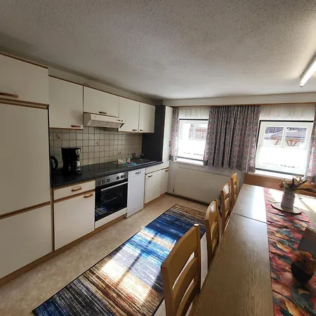 Farmerhouse By Northsouth Aparthments