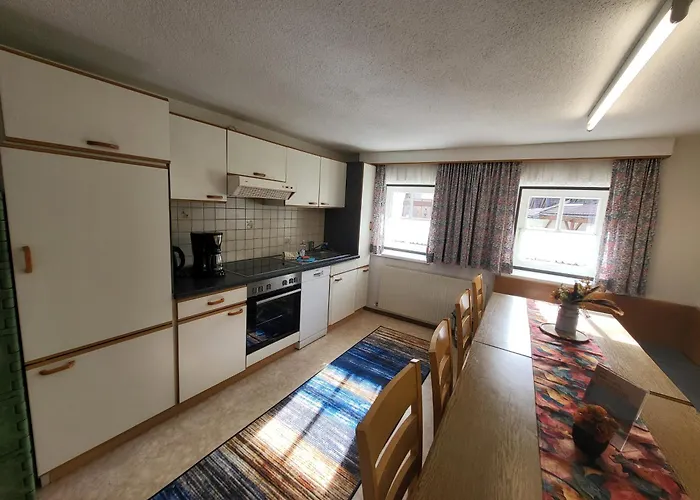 Farmerhouse By Northsouth Aparthments